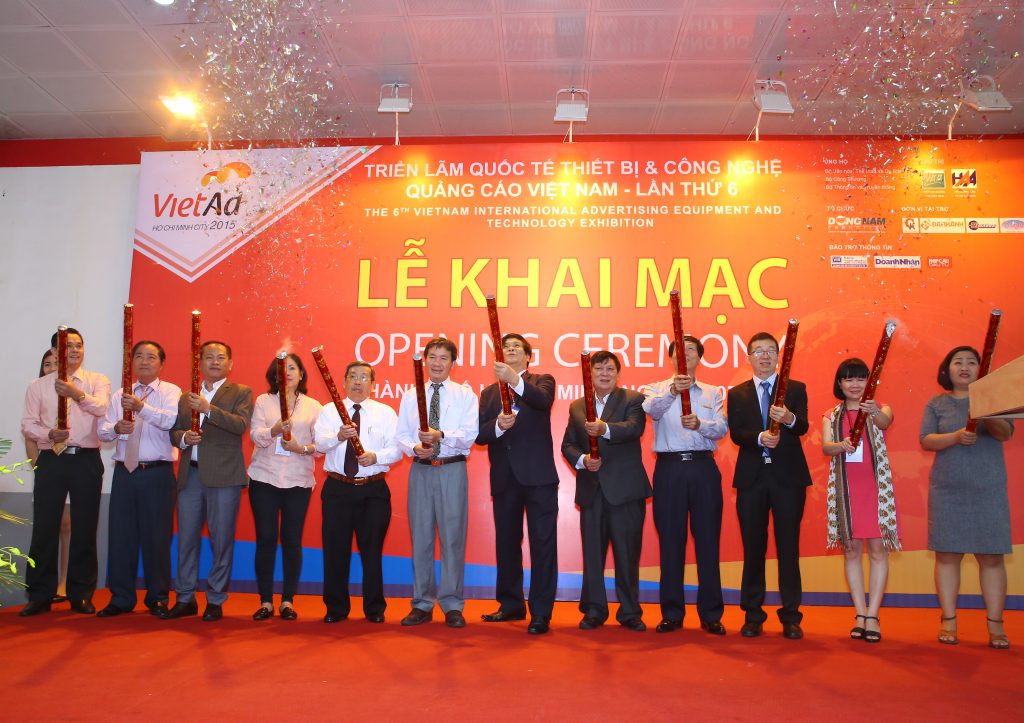 Khai mạc Triển lãm Quốc tế thiết bị và Công nghệ quảng cáo Việt Nam