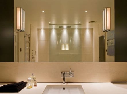 Đèn led gương nhà tắm toát lên sự khác biệt, bắt mắt, tiện nghi của gian phòng