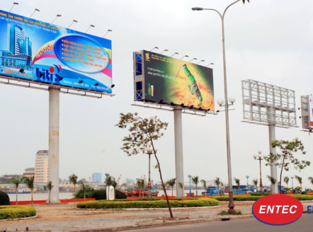 Tăng thương hiệu nhờ biển quảng cáo ngoài trời