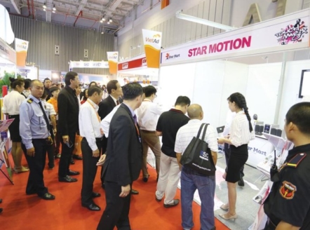 Từ ngày 21 đến ngày 23/3, tại Trung tâm Triển lãm quốc tế I.C.E (số 91 Trần Hưng Đạo, Hoàn Kiếm, Hà Nội) diễn ra Triển lãm quốc tế Thiết bị và Công nghệ quảng cáo Việt Nam (Vietad).