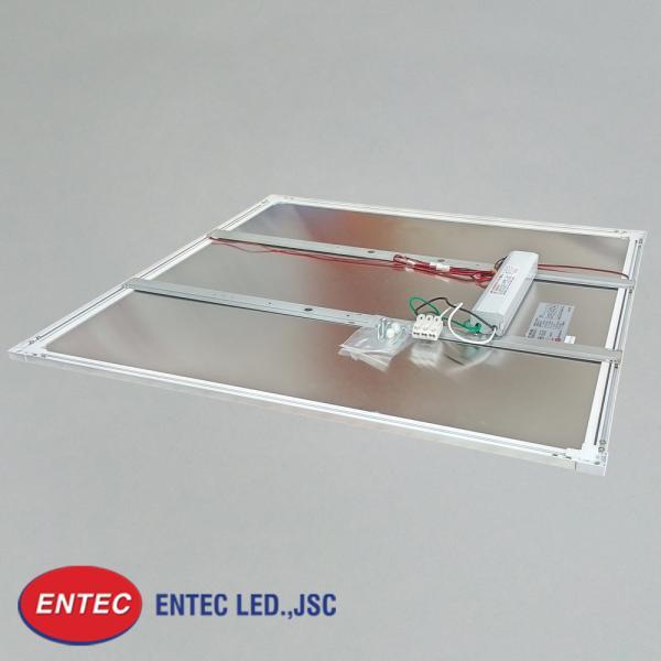 Đèn led cao cấp panel âm trần chiếu sáng văn phòng, trung tâm thương mại