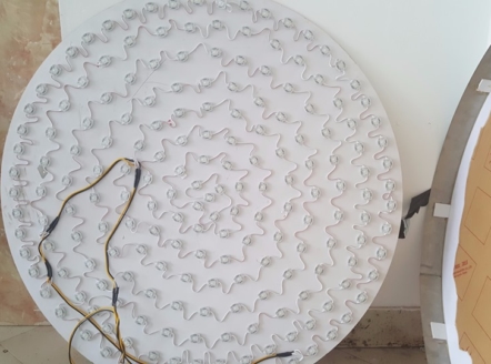 tu-lam-den-led-quang-cao-tai-nha-don-gian