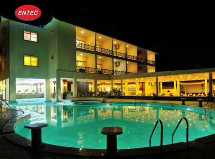 Đèn ngoài trời chống nước