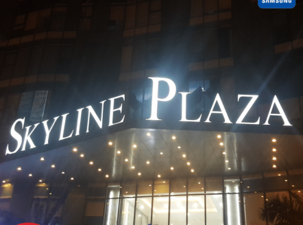 Biển quảng cáo trên nóc tòa nhà sử dụng LED 1 bóng INTER ONE