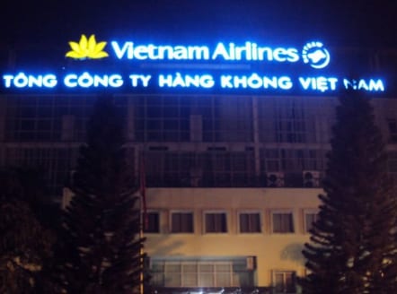 Làm biển quảng cáo tòa nhà, biển bảng khổ lớn có phải xin cấp phép không?